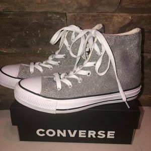 New Silver Shimmer Converse Shoes Women’s 6